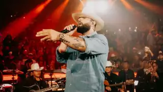 Carín León se presentará en Playa del Carmen