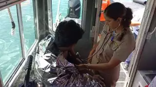 Autoridades evalúan el estado de salud del pescador