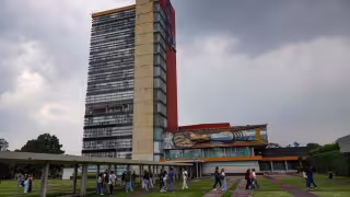 La acción legal buscaba revertir la determinación fijada por el rector de la máxima casa de estudios, Leonardo Lomelí Vanegas