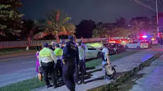 Falta de precaución al volante provoca carambola en Avenida Insurgentes