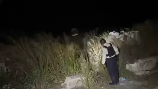 El cuerpo fue hallado a la altura del kilómetro 28, tirado entre las rocas junto a la vía.