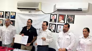 Así se desarrolló la firma de acuerdos de Fonacot en Coatzacoalcos