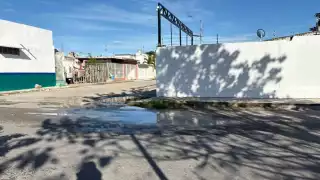 Vecinos de la Avenida Chetumal hartos ante mal manejo de aguas residuales