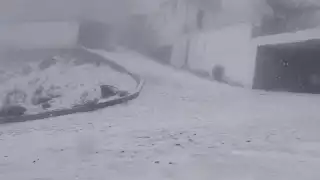 Veracruz registra primera nevada de la temporada: así se ve de blanco el Cofre de Perote