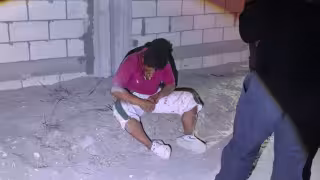 Grupo de ciclistas, golpean a presunto delincuente en avenida Amado Nervo.