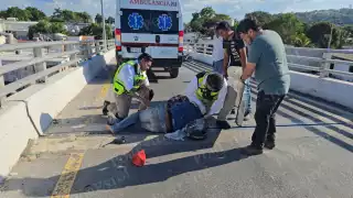 Accidente en avenida Gobernadores deja motociclista con fractura y heridas