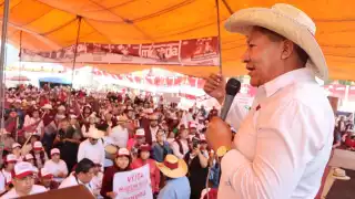 El accidente ocurrió durante un mitin del candidato Alfredo González