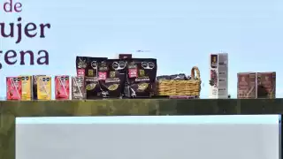 La presidenta Claudia Sheinbaum celebró la salida al mercado de estos productos