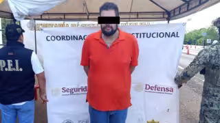 Detienen a un sujeto con presunta droga en Maxcanú, Yucatán.