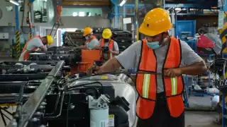 Barrera Novelo subrayó que el sector terciario, principal motor de la economía yucateca, mantiene una tendencia positiva