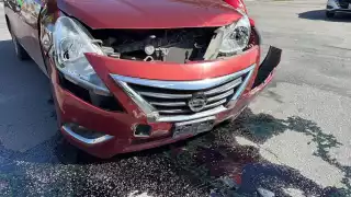Provoca un presunto turista accidente automovilístico en la colonia Centro