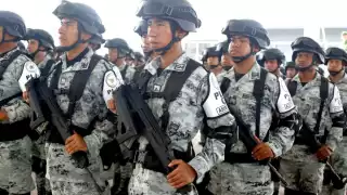 El presidente López Obrador volvió a defender que el mando de la Guardia Nacional pase a la Sedena