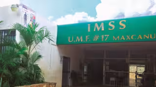 El adulto mayor fue trasladado al IMSS de Maxcanú