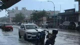 Continúan las lluvias en Chetumal