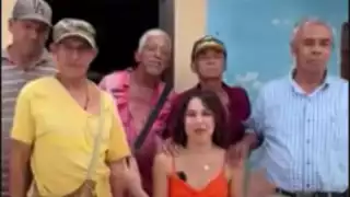 Mujer presume que tiene 7 novios viejitos pensionados que la mantienen y genera polémica