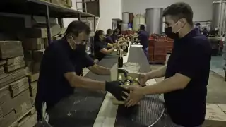 El organismo internacional proyecta que la economía mexicana tendrá un ligero repunte en 2026