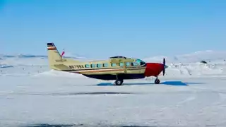 El Departamento de Bomberos de Nome aseguró que hasta el momento no hay señales de la aeronave