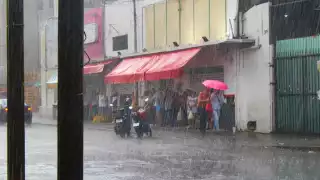 Las lluvias fuertes permanecerán durante varios días en Yucatán