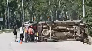 Elementos de emergencias se trasladaron al sitio para auxiliar a los heridos