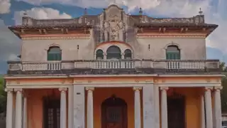 La Casa del Diablo se encuentra en la avenida Colón de Mérida