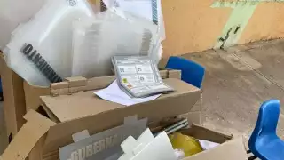 Las boletas se encontraban entre la basura de una casilla de Motul