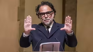 Alejandro González Iñárritu aplaude que México tenga una mujer como presidenta