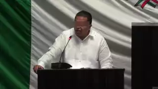 El exfuncionario fue señalado por una mujer de ser el proveedor de tarjetas a las cuales se depositaba dinero a los votantes