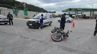 Cruz Roja atiende a herido tras accidente en Periférico Pablo García