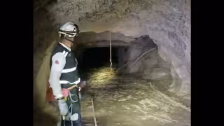 El objetivo principal del operativo se mantiene: localizar y rescatar a los tres trabajadores que aún permanecen atrapados