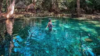 Los ojos de agua son una de las opciones favoritas para refrescarse.