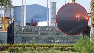 Comunidades de la Península de Atasta advierten que las instalaciones de Pemex representan una “bomba de tiempo” por falta de mantenimiento.
