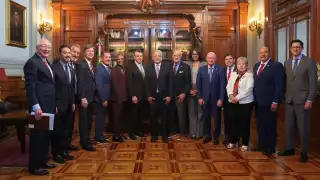 Andrés Manuel López Obrador recibió en Palacio Nacional a un grupo de congresistas estadounidenses