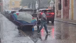 Frente Frío 33 golpea Campeche con lluvias, vientos de hasta 70 km/h y bajas temperaturas