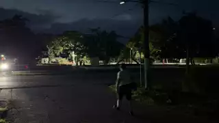 Resiente el sector femenino de Chetumal el abandono de Yensunni Martínez ante calles sin alumbrado público