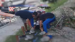 Vecinos de la colonia Emiliano Zapata pidieron ayuda para Raúl Damián Ascencio, un anciano afectado por el calor.