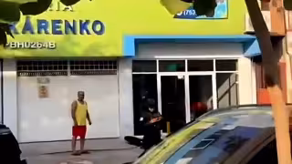 En el lugar fue asegurado un adolescente de 15 años, señalado como probable implicado en el ataque