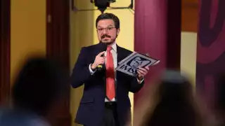 Zoé Robledo, titular del IMSS