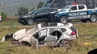 La Semarnat difundió un comunicado en el que confirmó la muerte de un colaborador y precisó que los tres lesionados reciben atención médica