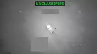 De acuerdo con el secretario de Defensa de EU, la lancha operada por el Tren de Aragua “transitaba por una ruta conocida de narcotráfico y transportaba narcóticos”