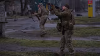 Desde Kiev, el presidente Volodimir Zelenski ha insistido en que una reunión directa con su homólogo ruso, Vladimir Putin