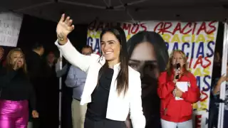 Alessandra Rojo de la Vega durante un recorrido en la colonia Guerrero