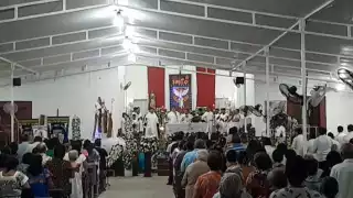 Entre rezos y pirotecnia, Calkiní honra a San Luis Obispo