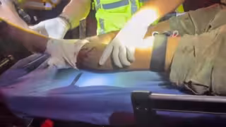 Hombre termina ensartado en una reja al intentar entrar a una casa en Playa del Carmen