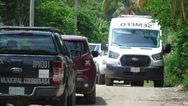 Al lugar llegaron policías de la Secretaria de Seguridad pública del Estado de Yucatán (SSP) y de los Servicios Médicos Forense (Semefo)