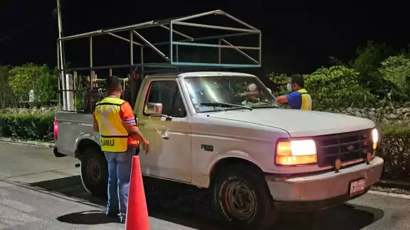 Autoridades aplicaron un operativo de alcoholimetría en la avenida Calkiní–Nunkiní.