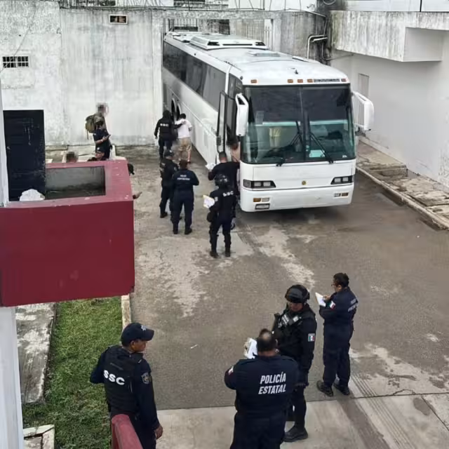 Familiares señalaron que no fueron informados del traslado de los reos