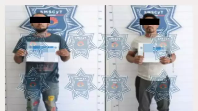 Ambos fueron detenidos y la motocicleta asegurada por las autoridades