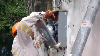  Fallas eléctricas dejan sin agua potable a Isla Arena, Hecelchakán y Cumpich    