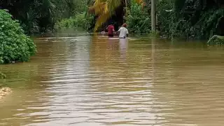  Potencial Ciclón Tropical Uno inunda poblado de San Pablo Pixtún; el agua alcanza los 40 cm 
