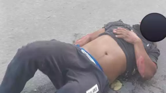 Conductor presenta convulsiones tras percance vial